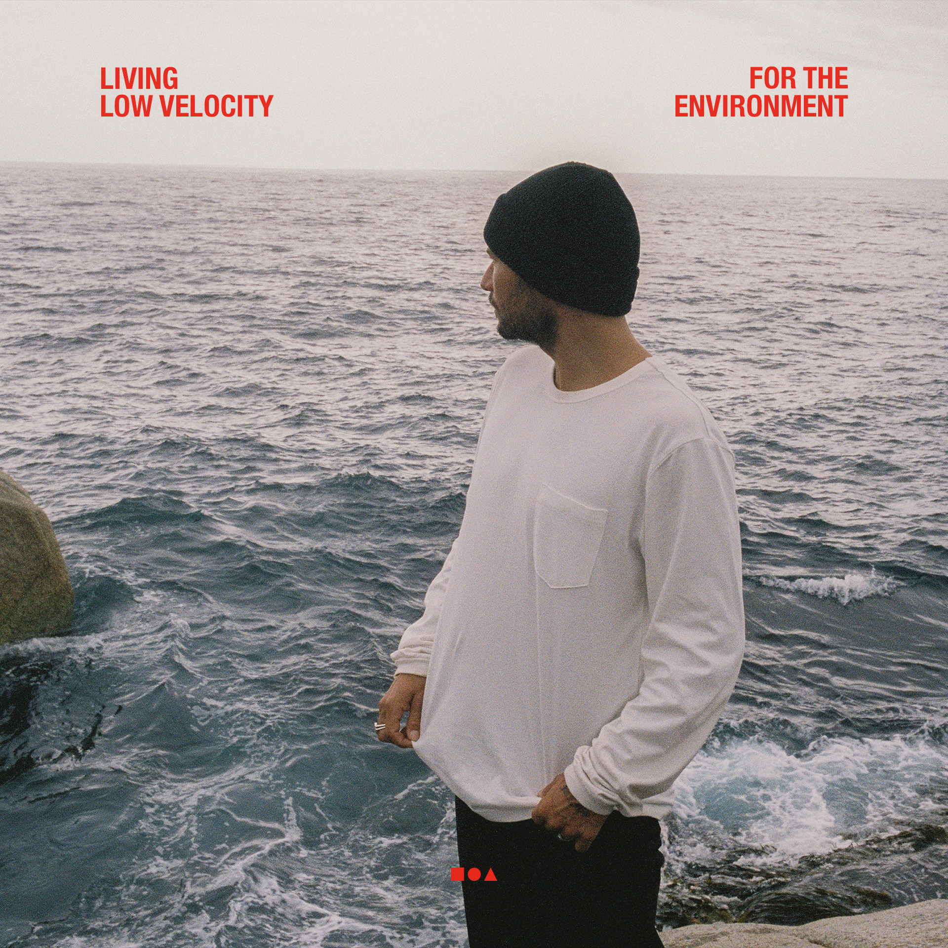 01_GLOBE_ECO_MAIN_CAROUSEL_1920x1920_DAMNDAYLS_01