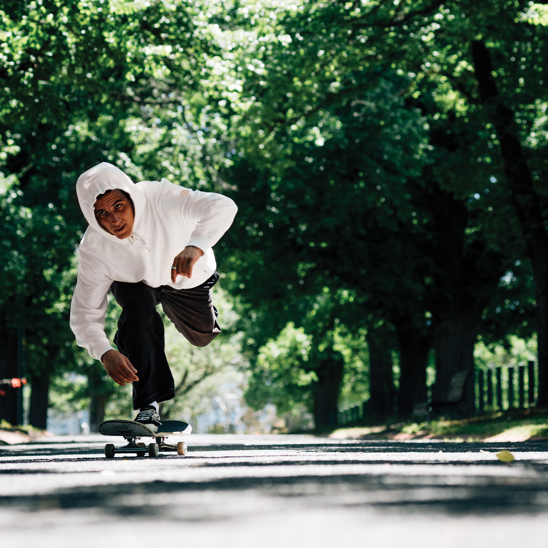 10-FRAME-CAROUSEL---SKATE_WINNER_10