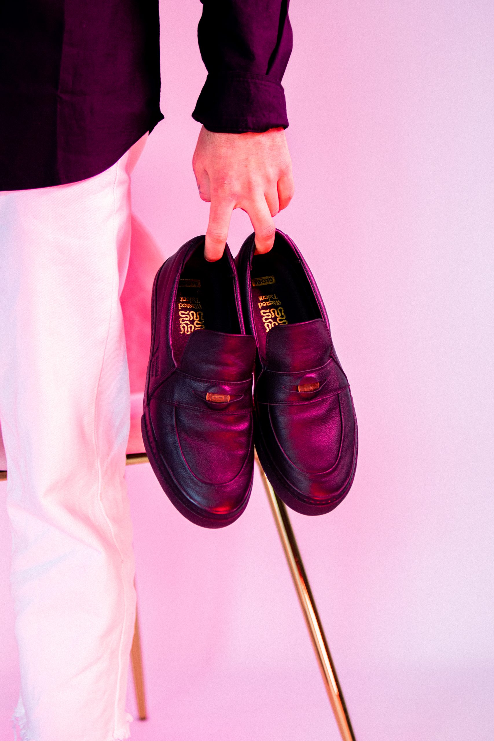 2021_04_14 WT GLOBE by MS