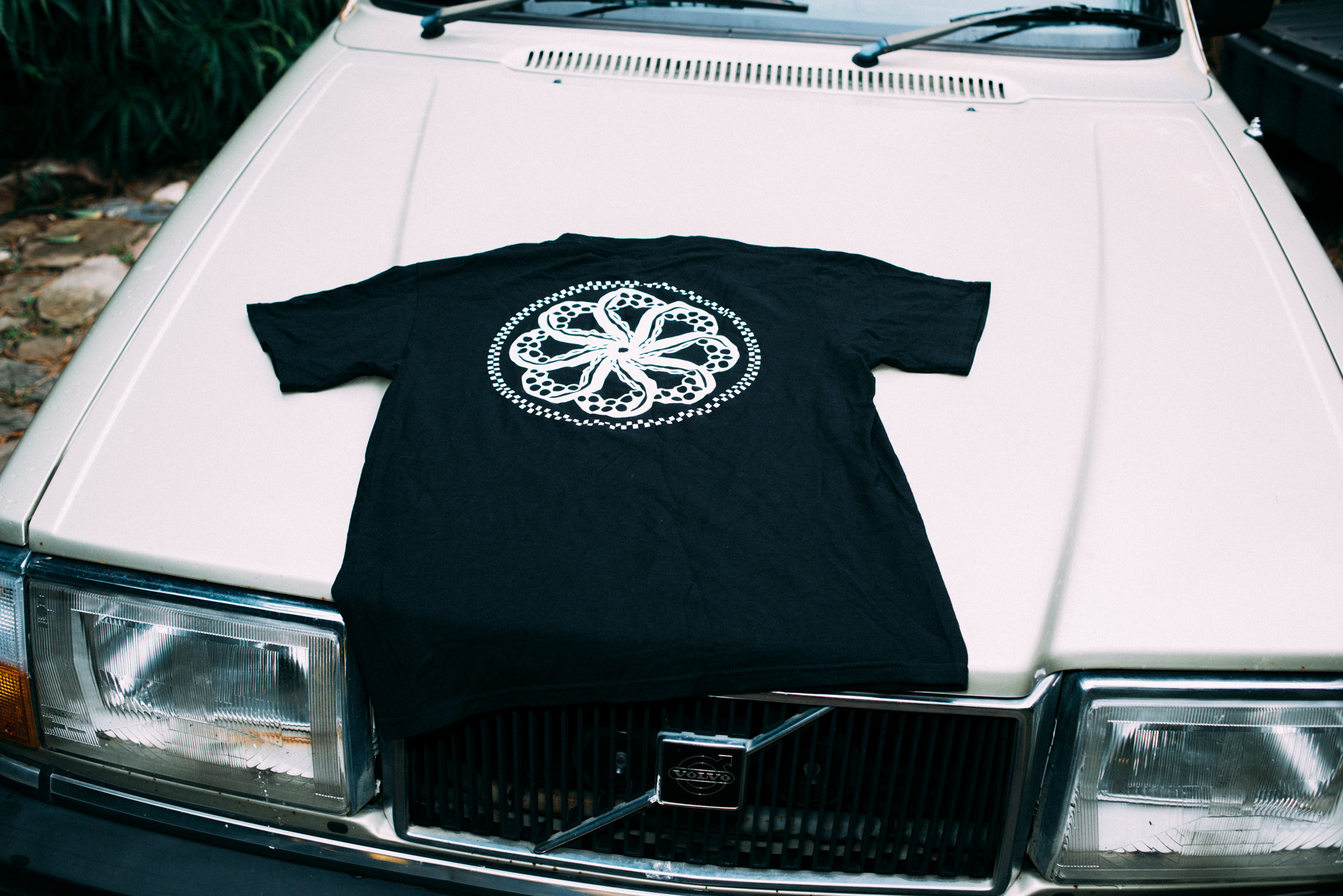 FA21_Surf_Octopus_SSTee_VN0A5KCYBLK_FlatBack-ColorEdit_12