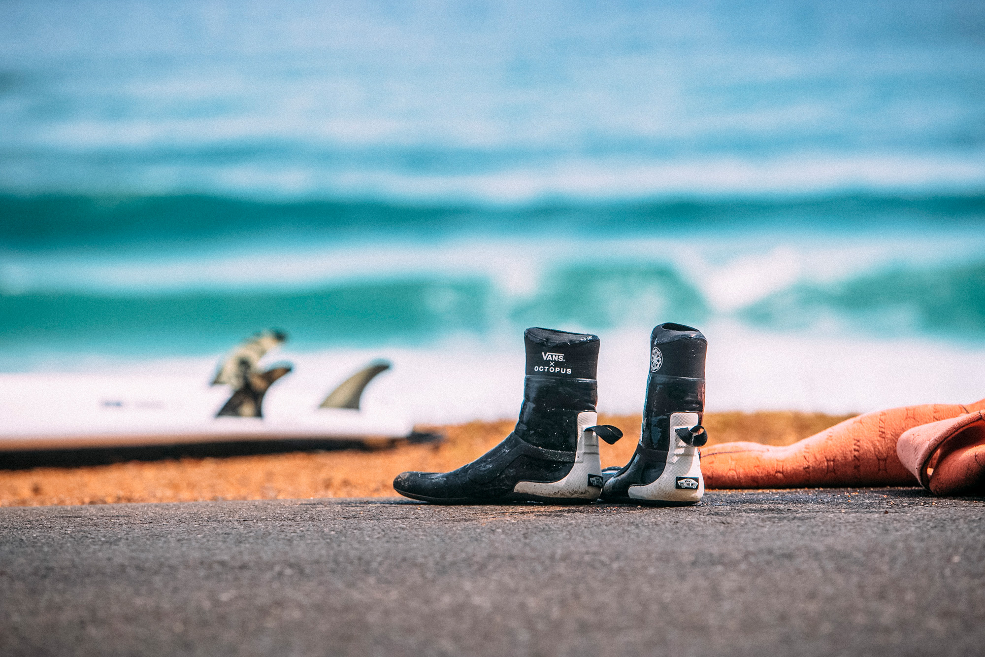 FA21_Surf_SurfBootHiST3mm_Octopus_VN0A5KY9A1T_BlkMrsh_Pair-ColorEdit_3