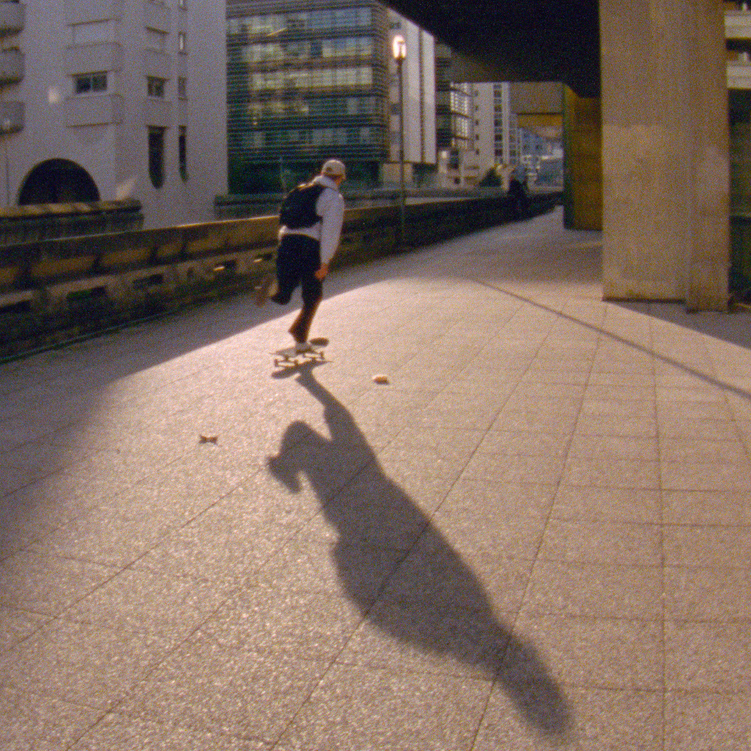 6 12 HOURS FRAMES BDX 4