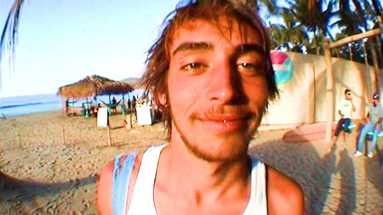 Duct Tape.00_17_05_13.Still051