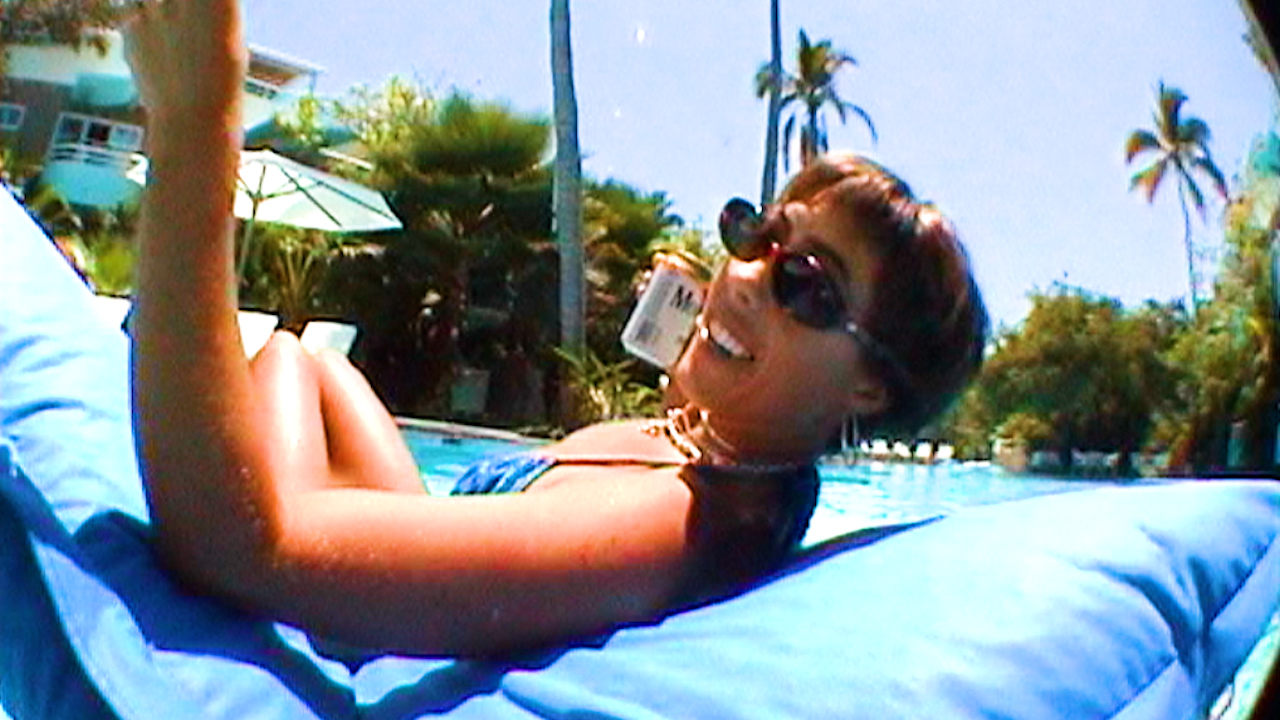 Duct Tape.00_26_36_04.Still056