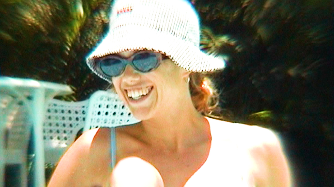 Duct Tape.00_26_52_16.Still057