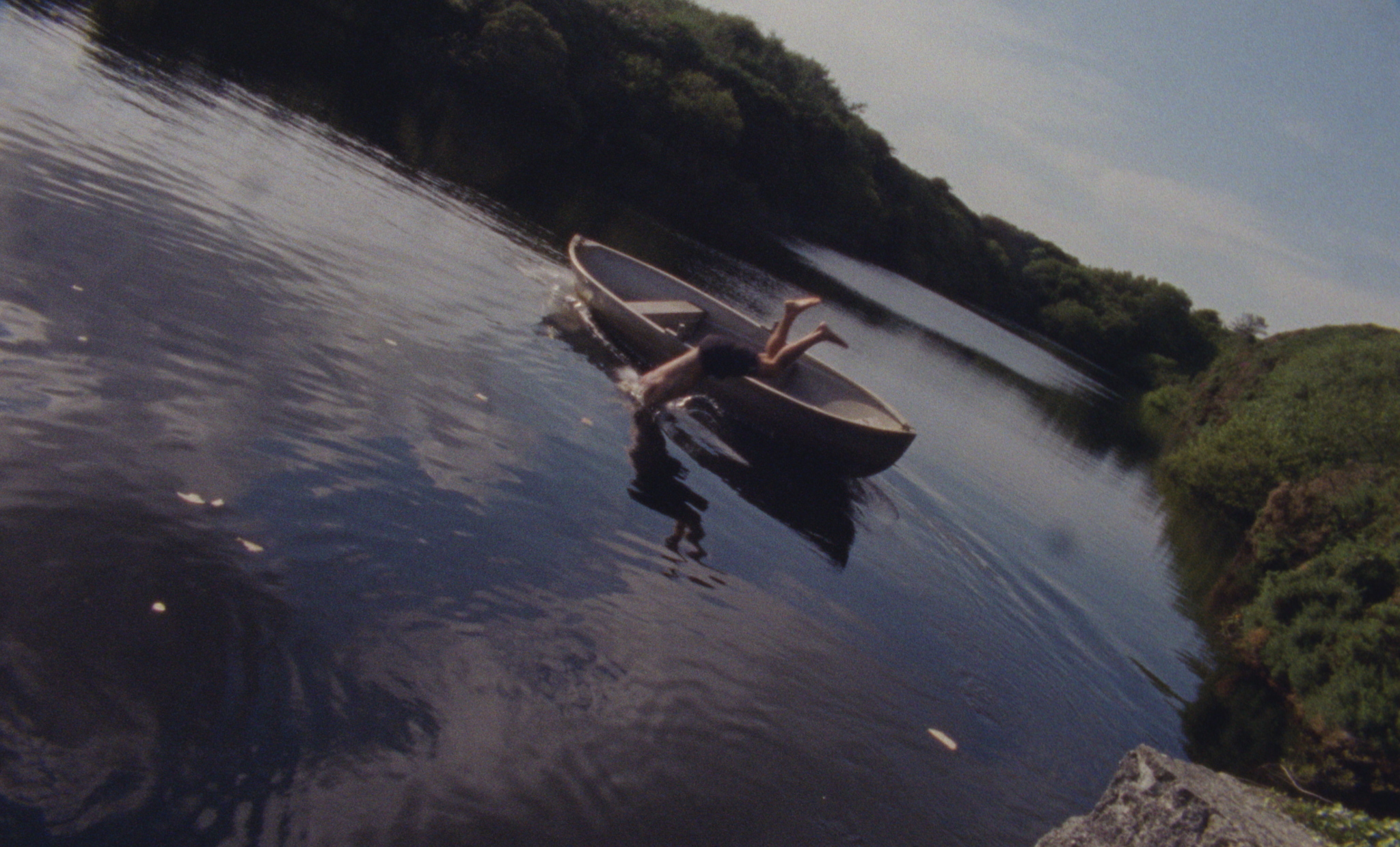 L036_C045_0128AB_001.00_40_24_19.Still215