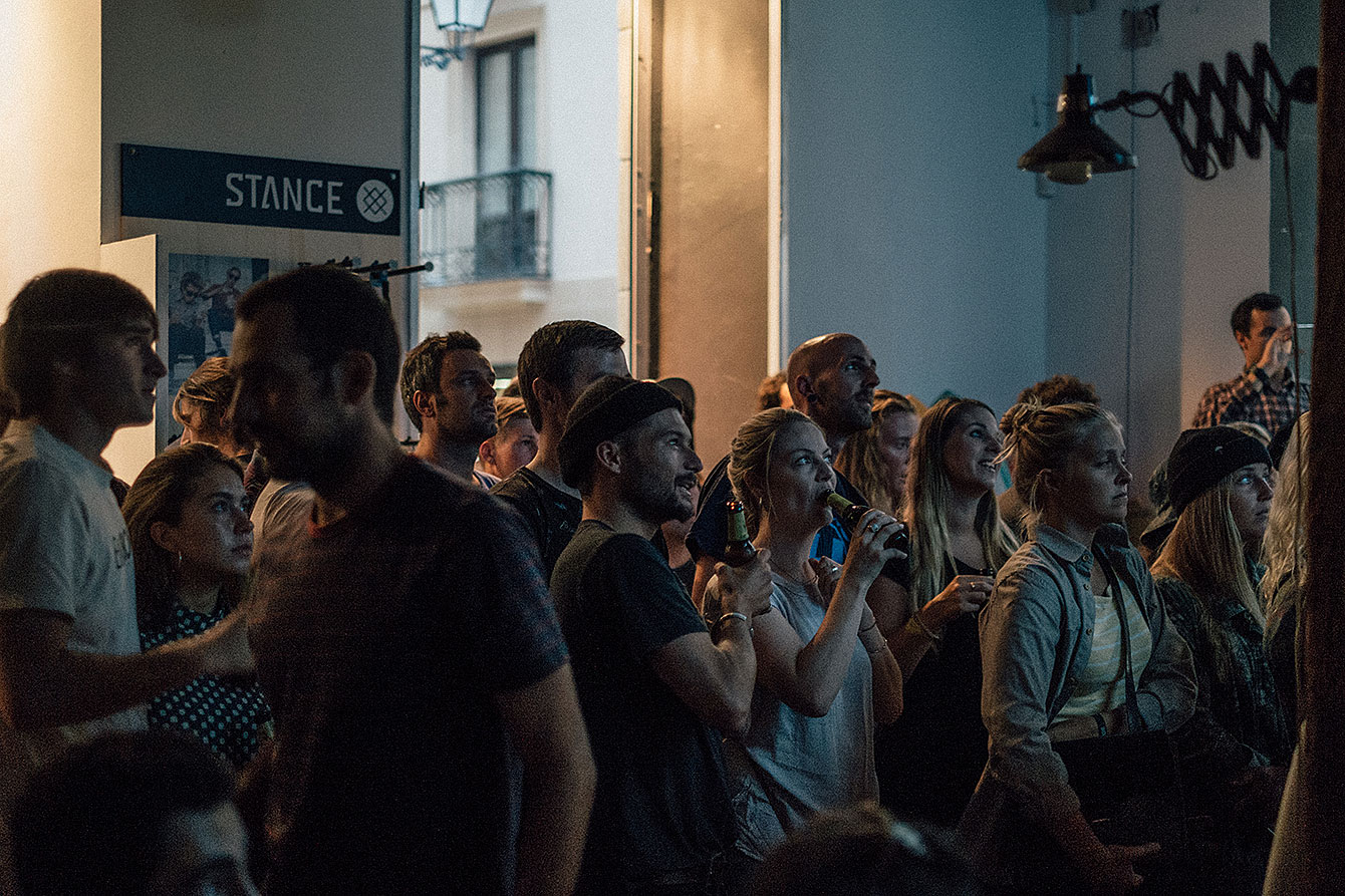 2016_08_16-Pukas-Surf-Shop-The-Smiling-Bag-Premiere-Dion-Agius-5