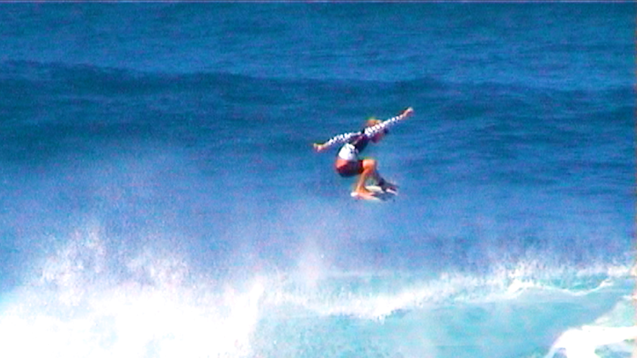 Hawaii Hi8 1.00_39_24_04.Still064