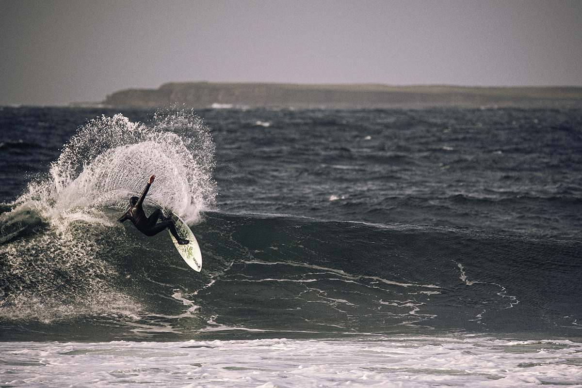 Gearoid_Action03_BlackBeach_Ireland_1123_RCxWT_KevinMetallier