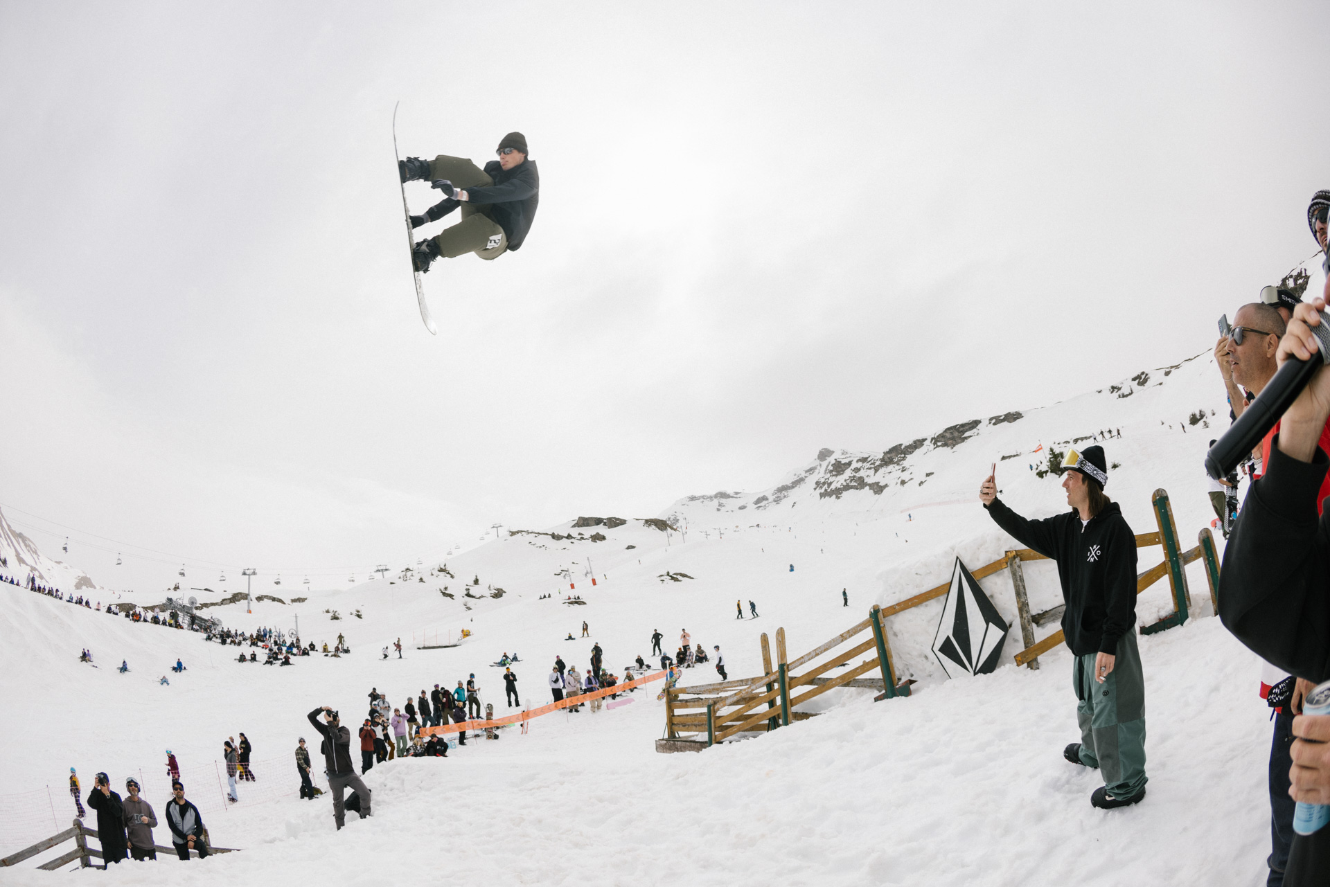 PERLY-SpotToSpot-24-DAY02-8893