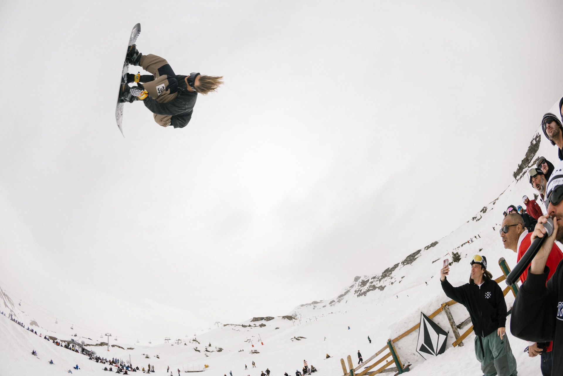 PERLY-SpotToSpot-24-DAY02-8895