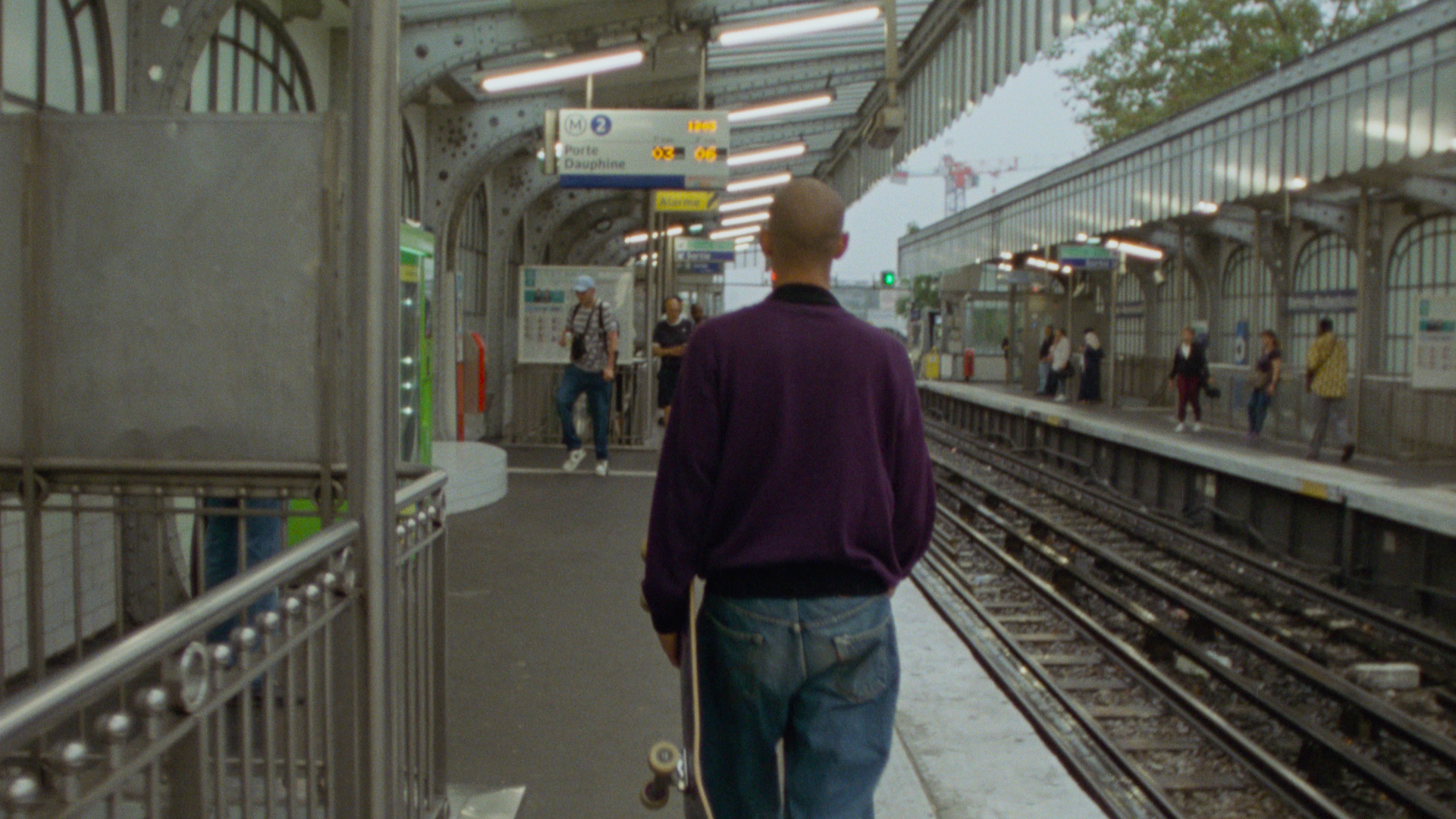 VAL SURPLUS FRAMES 055