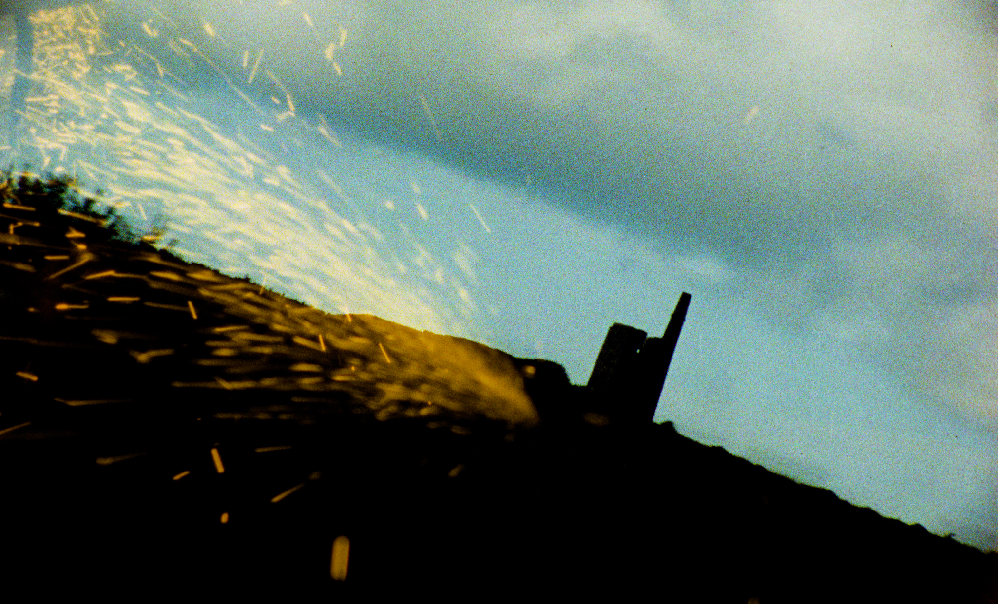 001.00_05_38_18.Still058