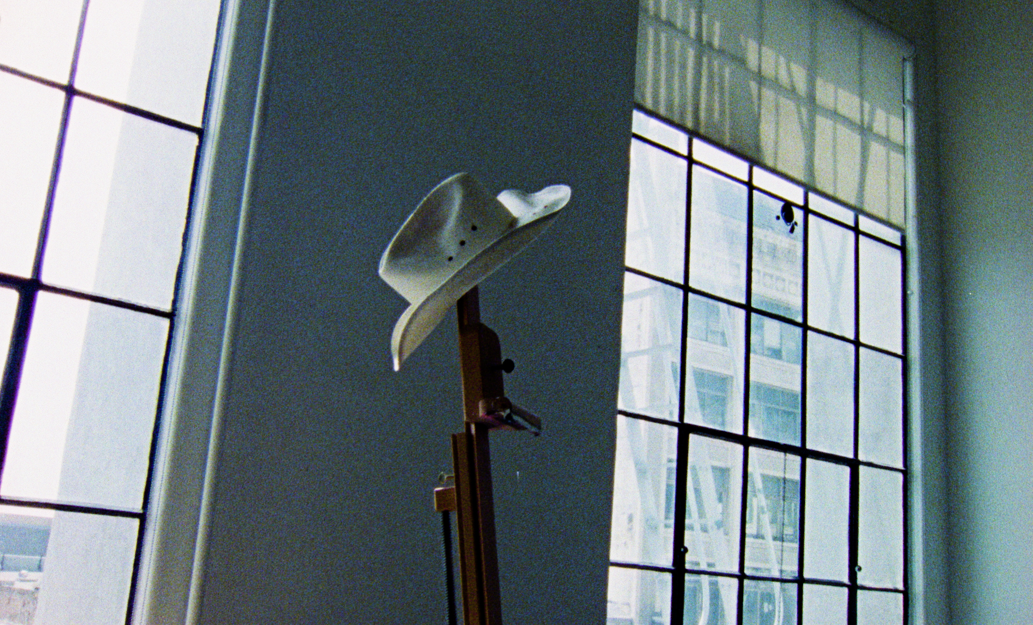 001.00_16_23_16.Still020