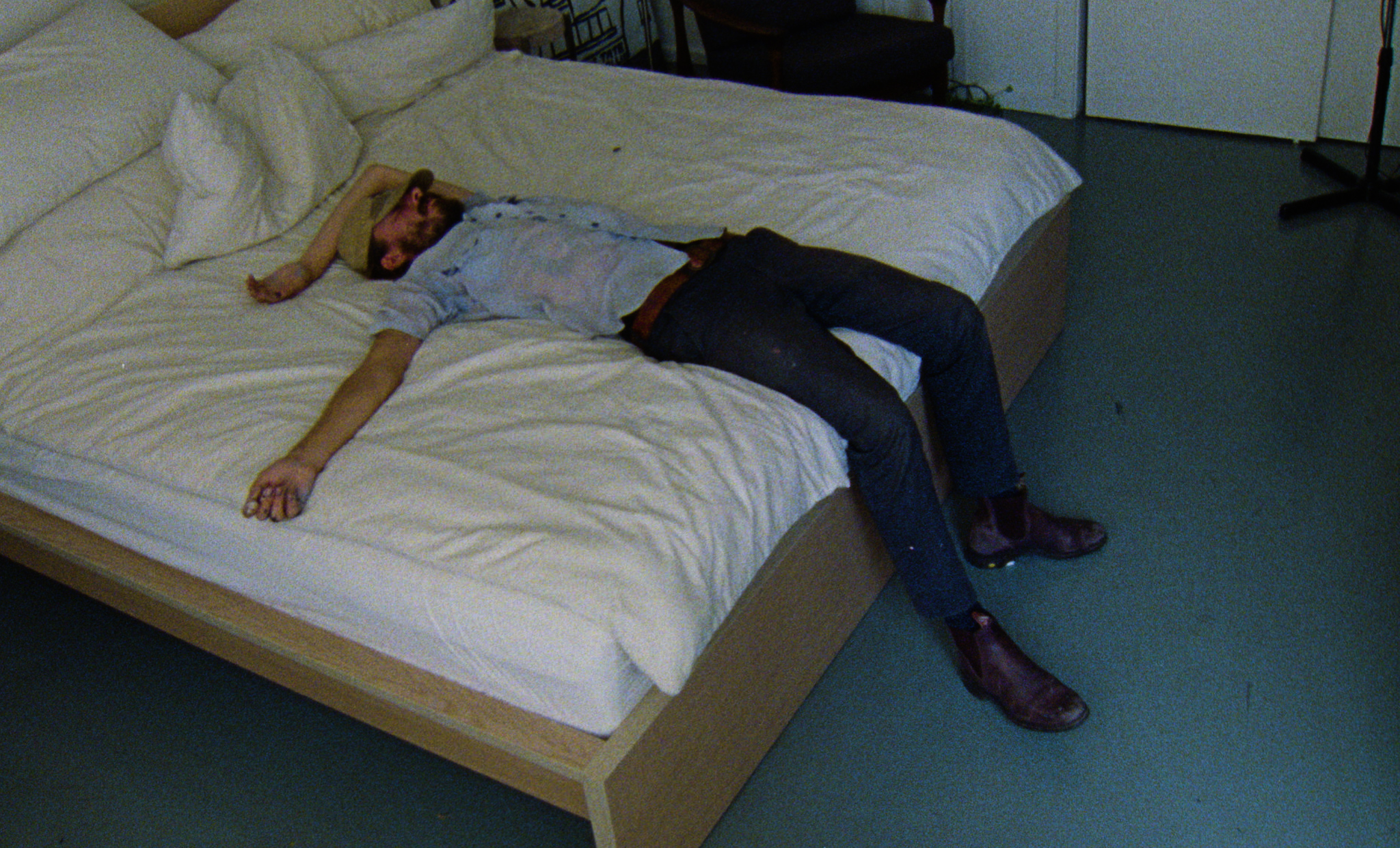 001.00_18_16_21.Still062